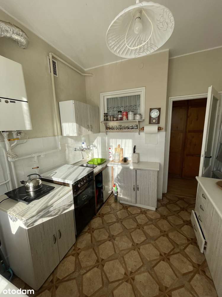 2-pok.,49m2,1-piętro, Garaż w cenie , ul. Sobieskiego, Rumia  centrum-0