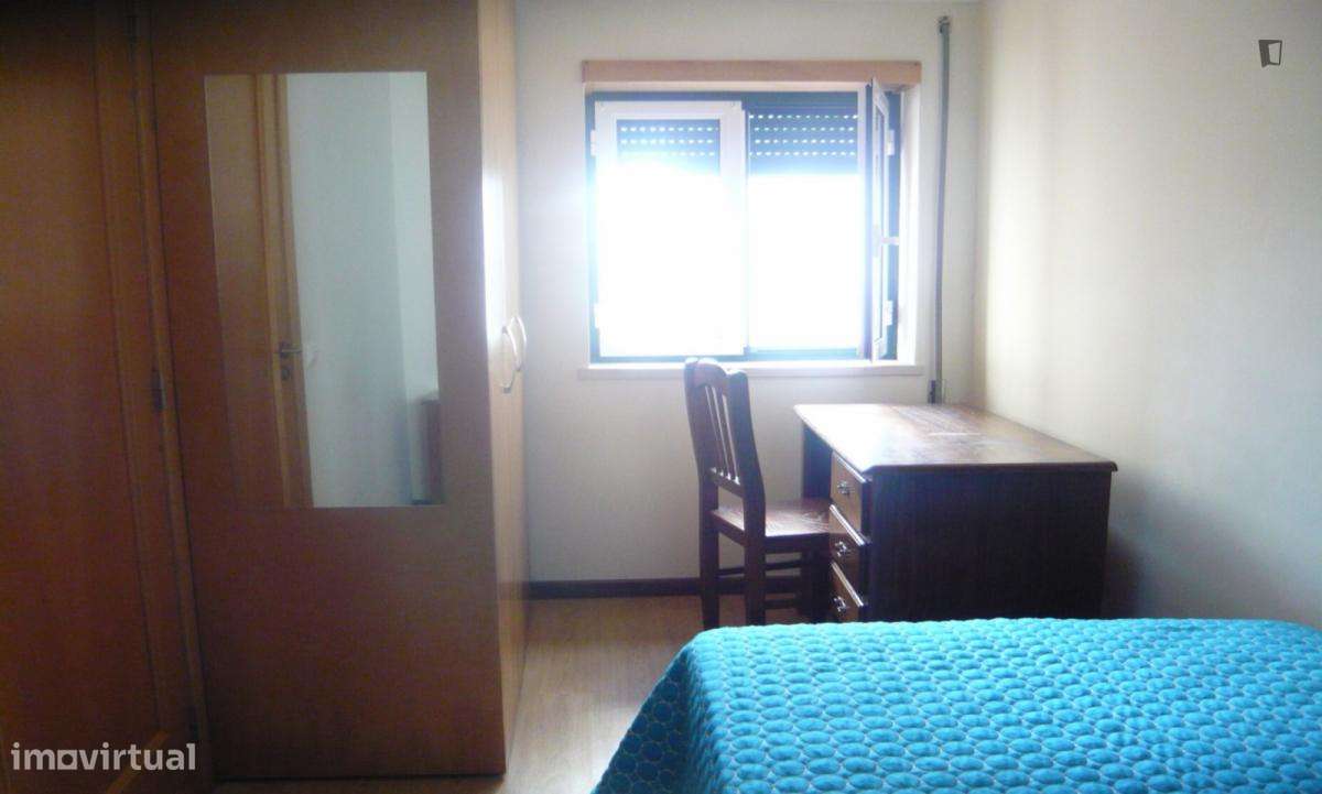 Apartamento com 2 quartos - localizado em Montes Claros Coimbra - Grande imagem: 5/13