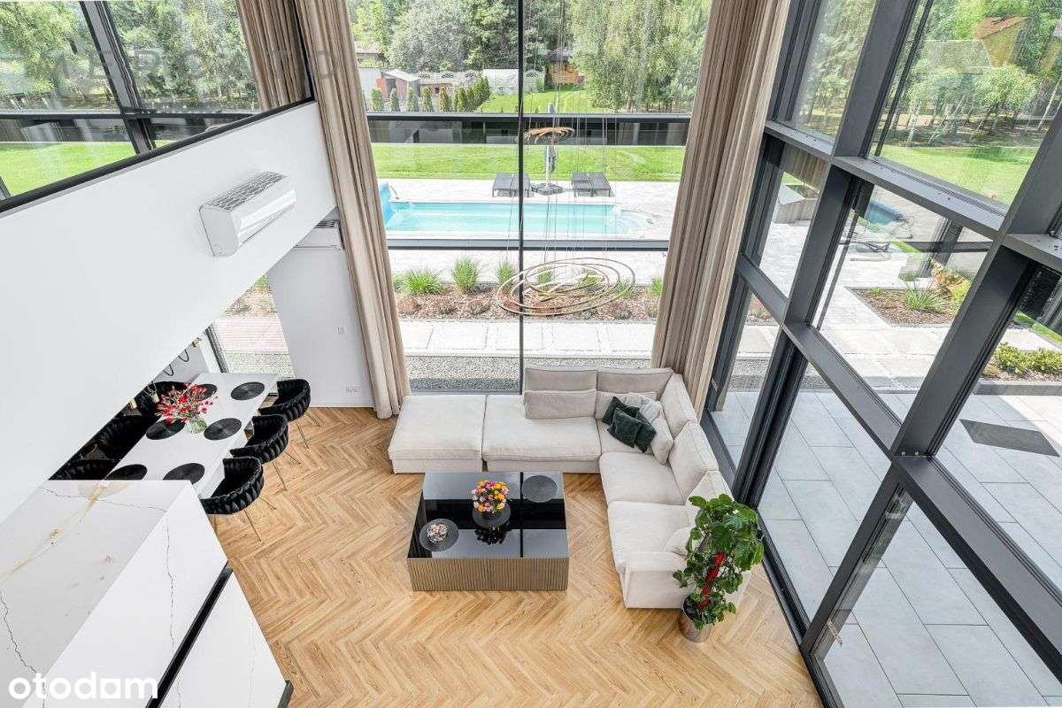 Luksusowa rezydencja, Chrzęsne gm. Tłuszcz.-8