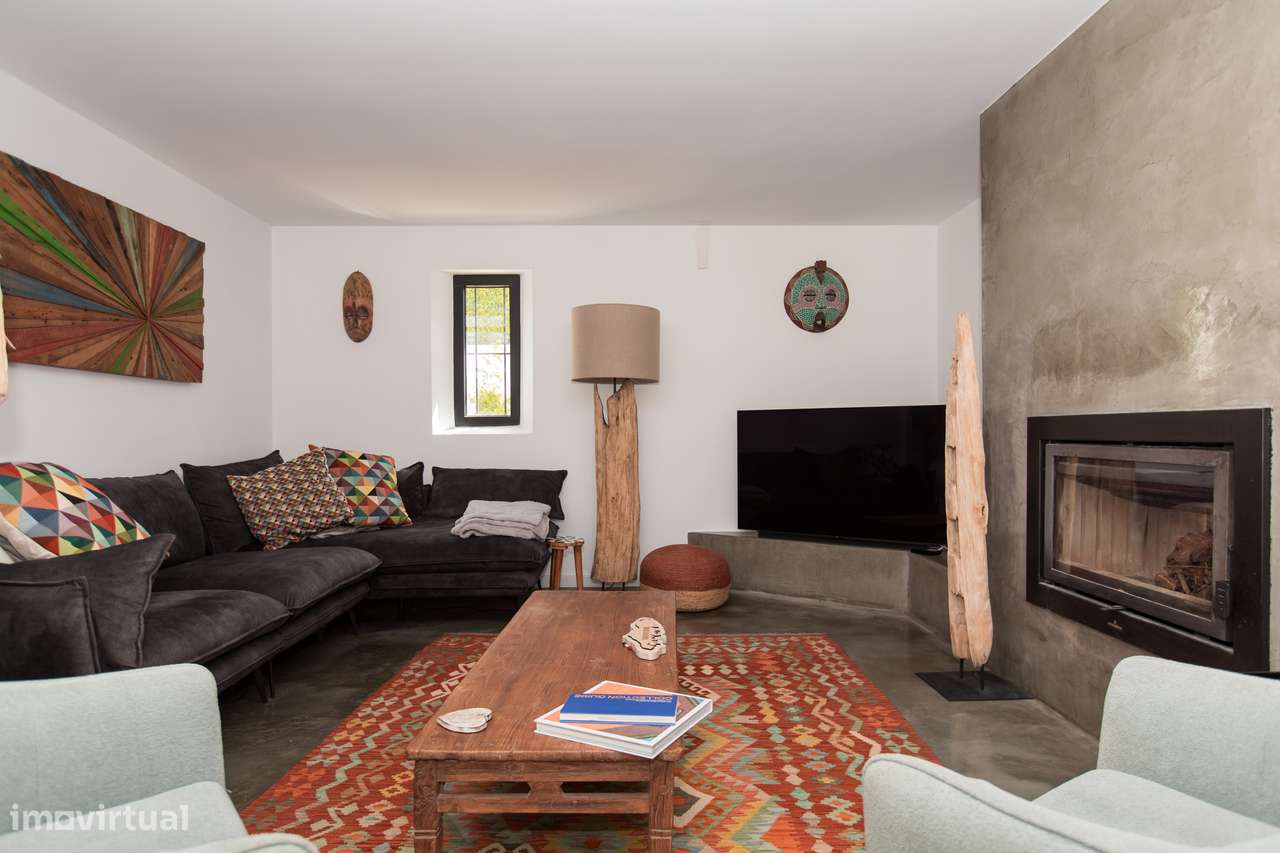 Moradia isolada terreno de 811m2 piscina jardim Sesimbra-17