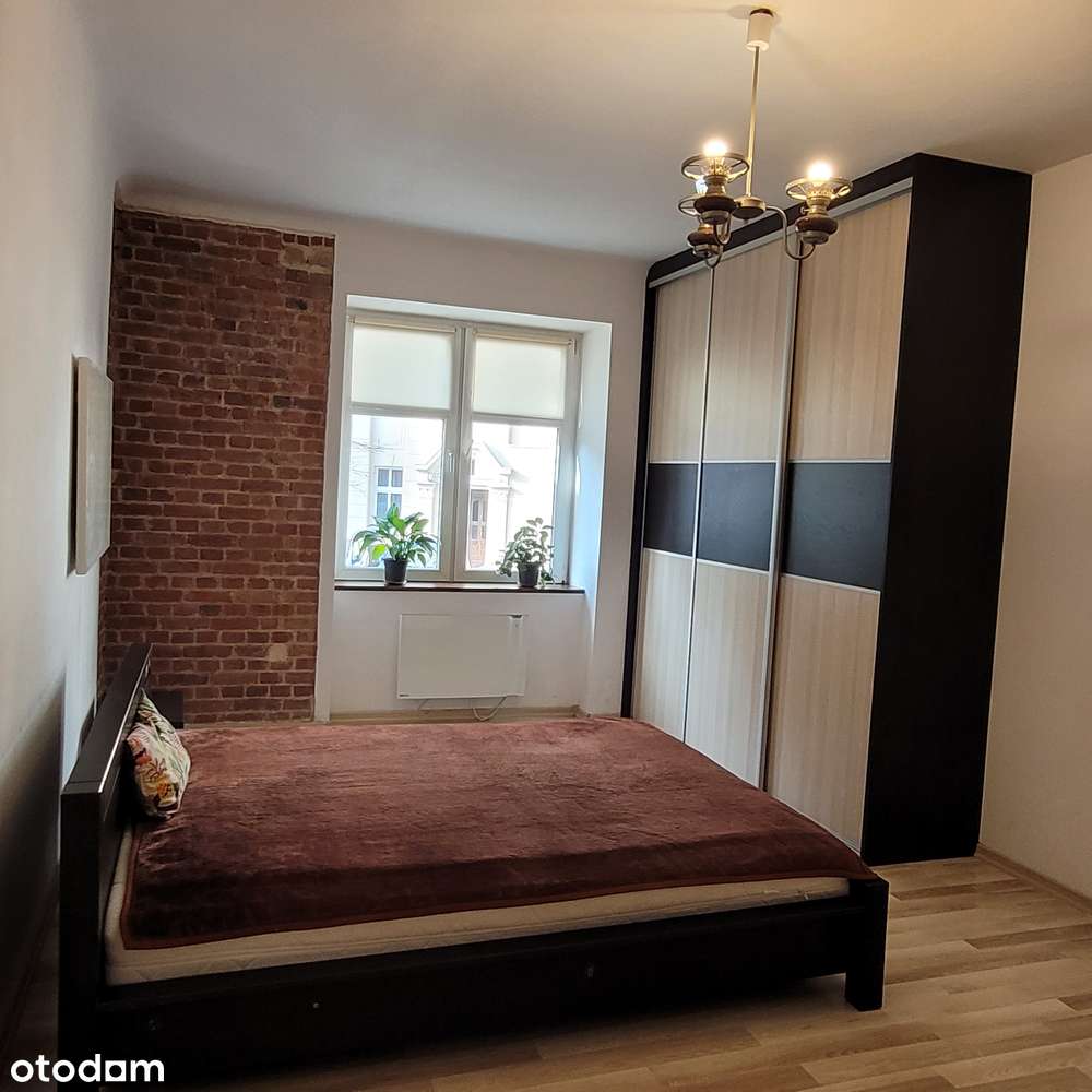 Mieszkanie w odremontowanej kamienicy na wysokim parterze-7