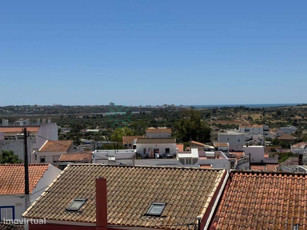 Apartamento t1 à venda na Rua da Capelinha-29