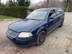 VOLKSWAGEN PASSAT B5 LIFT KOMBI 2001 LA5E 1.9 TDI AVB 100KM EEN GRANATOWY na części - 1