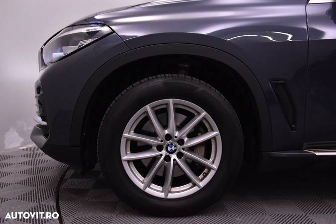 BMW X5 xDrive30d - 13