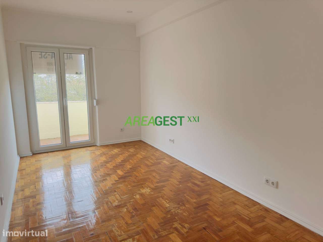 Apartamento T3 para arrendamento em Benfica, Lisboa - Grande imagem: 3/23