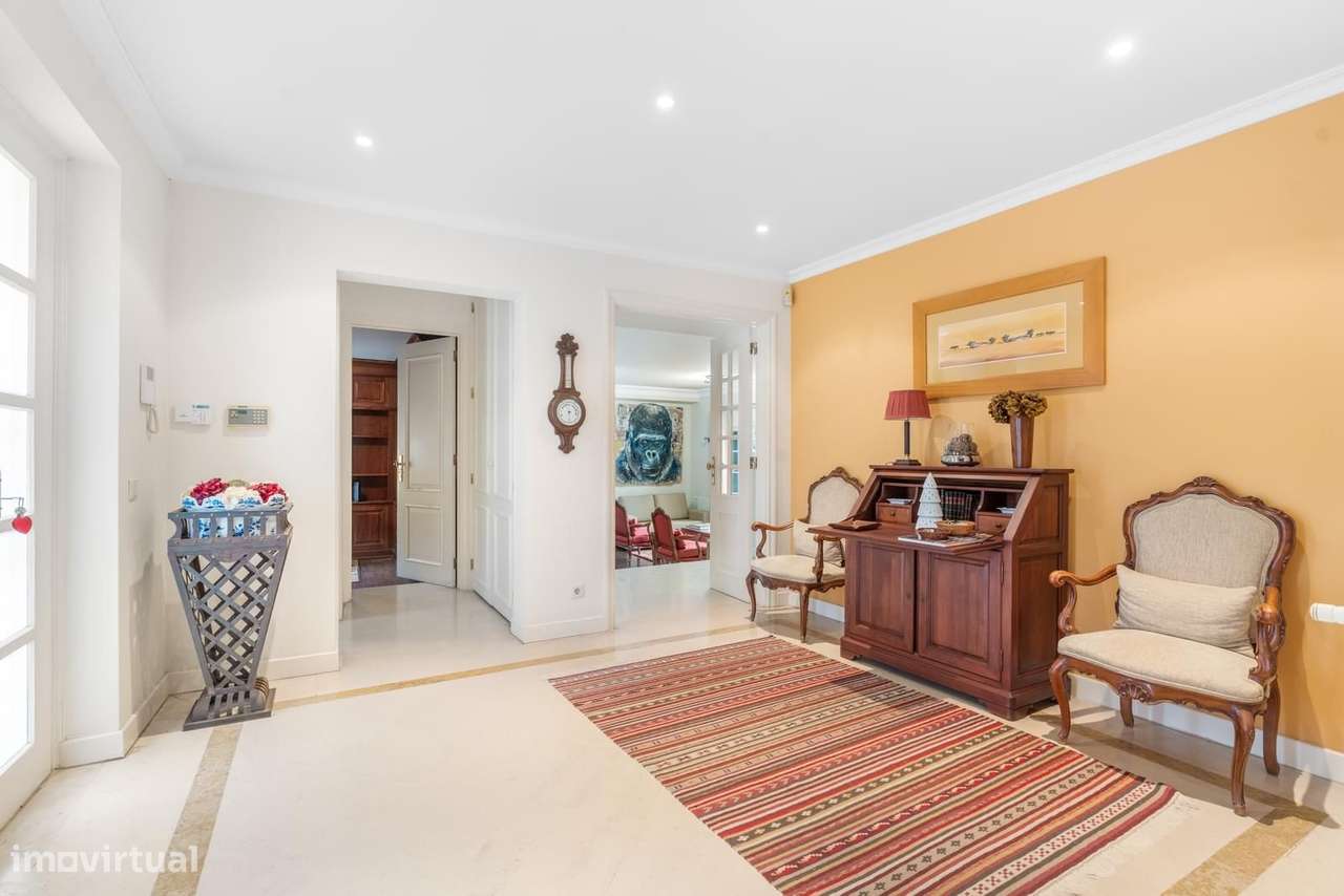 Moradia T4 + 1 com estacionamento, Bicesse, Cascais - Grande imagem: 3/46