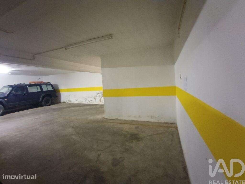 Garagem em São Domingos de Benfica de 12,5 m2 - Grande imagem: 3/11