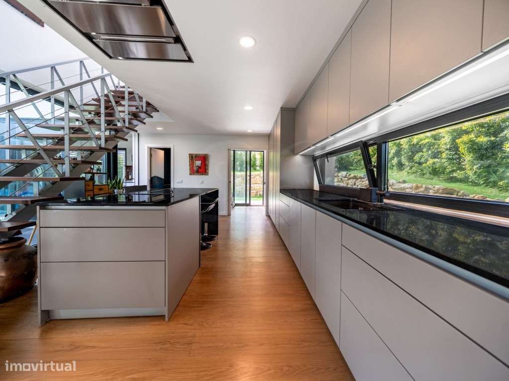 Moradia T4 c/ Jardim de Inverno | Cascais-10