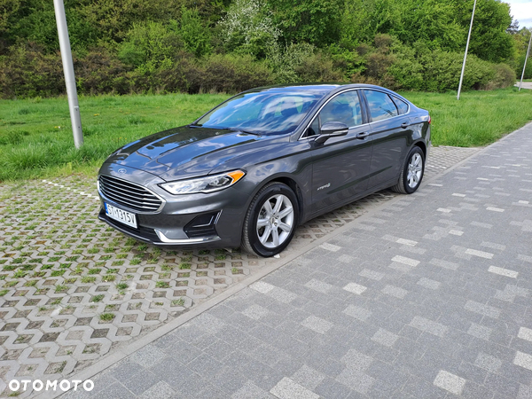 Ford Fusion - 7