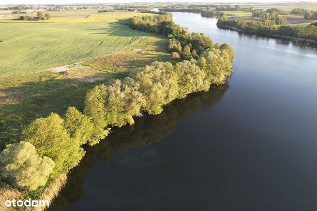 Działka z linią brzegową jeziora, Trąbin