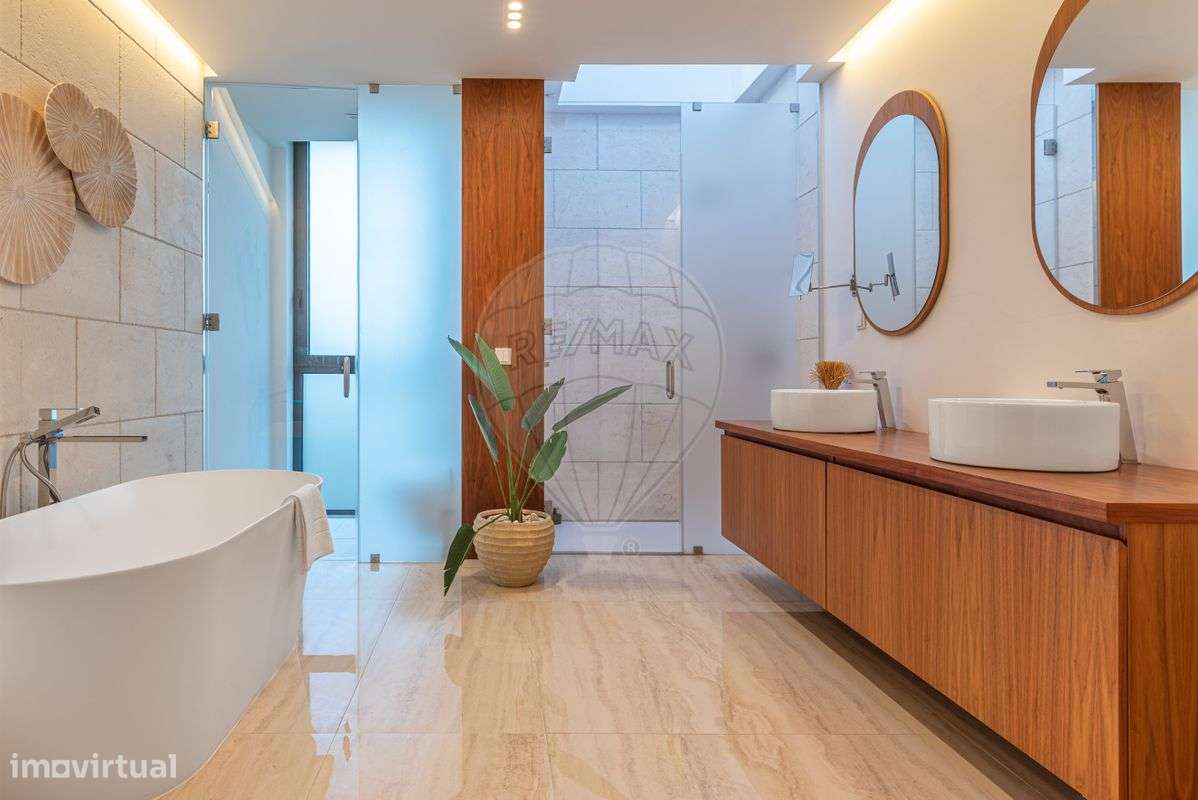 Moradia T4 para venda-25