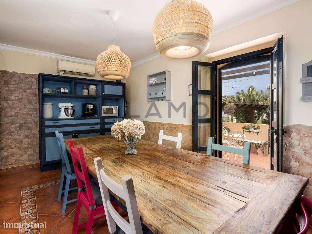 Villa tradicional com piscina em Loulé-12