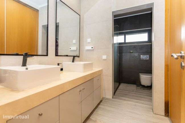 Moradia V3 Vende Alto das Barreiras Montijo-16