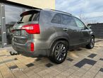 Kia Sorento - 8