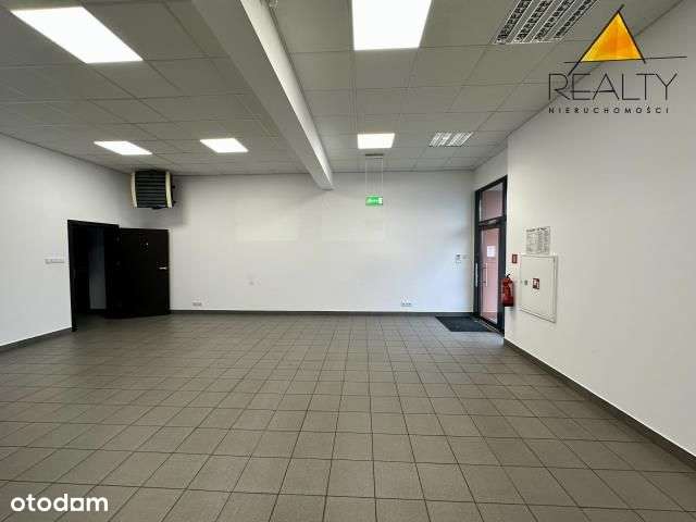 Lokal na parterze z witryną i parkingiem - Pełny obrazek: 4/9