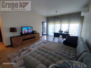 RESERVADO - Apartamento T2 com Parqueamento e Arrecadação