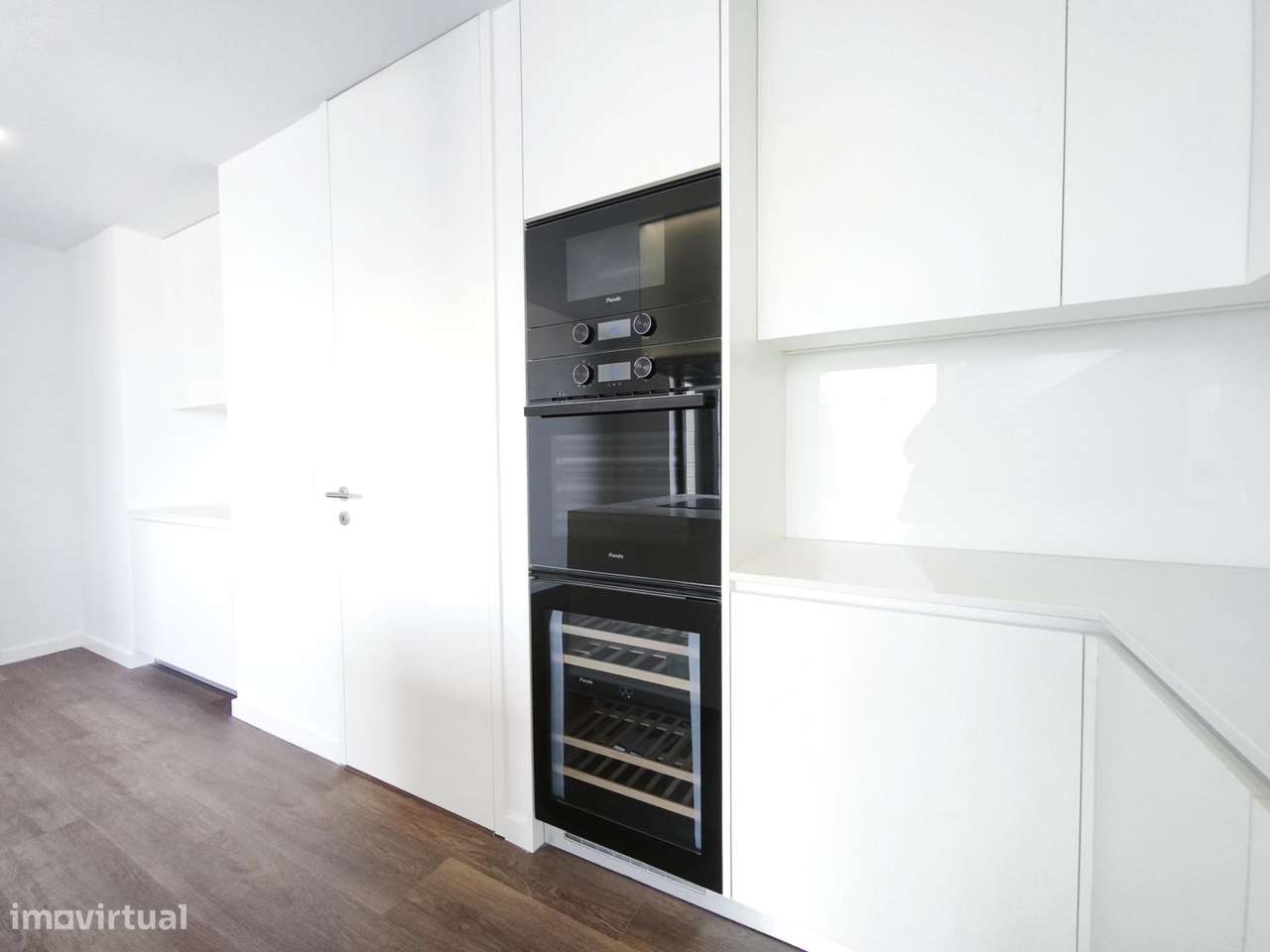 Apartamento T4 Novo (com Terraço e Centro Cidade)-14