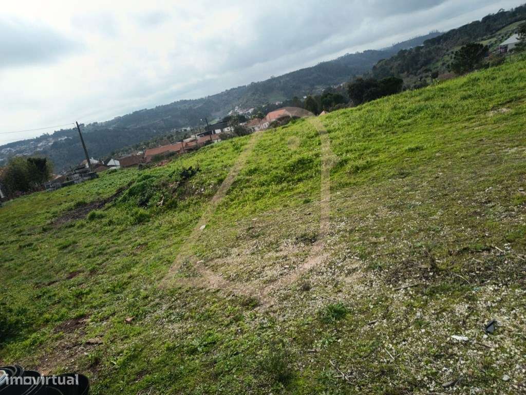 Terreno Exclusivo com 3.560 m² e Elevado Potencial de Construção em... - Grande imagem: 2/5