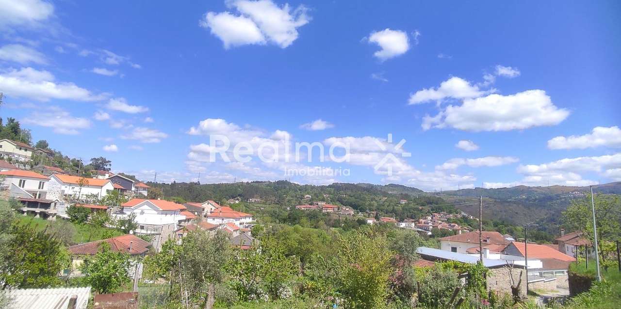Terreno c/ Viabilidade Construtiva em Ruivães - Vieira do Minho-9