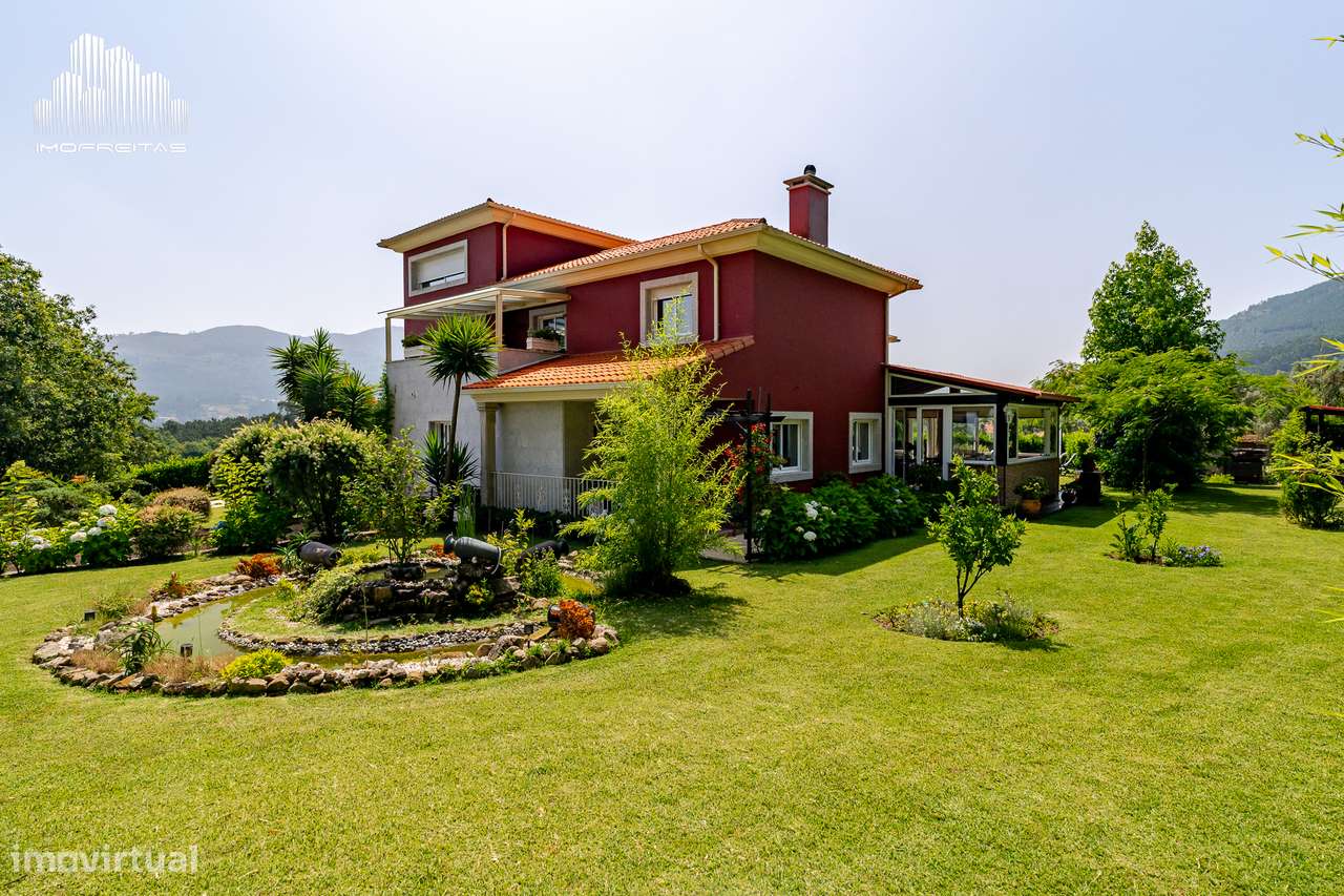 Requintada e elegante quinta com piscina, situada em Ponte de Lima!-31