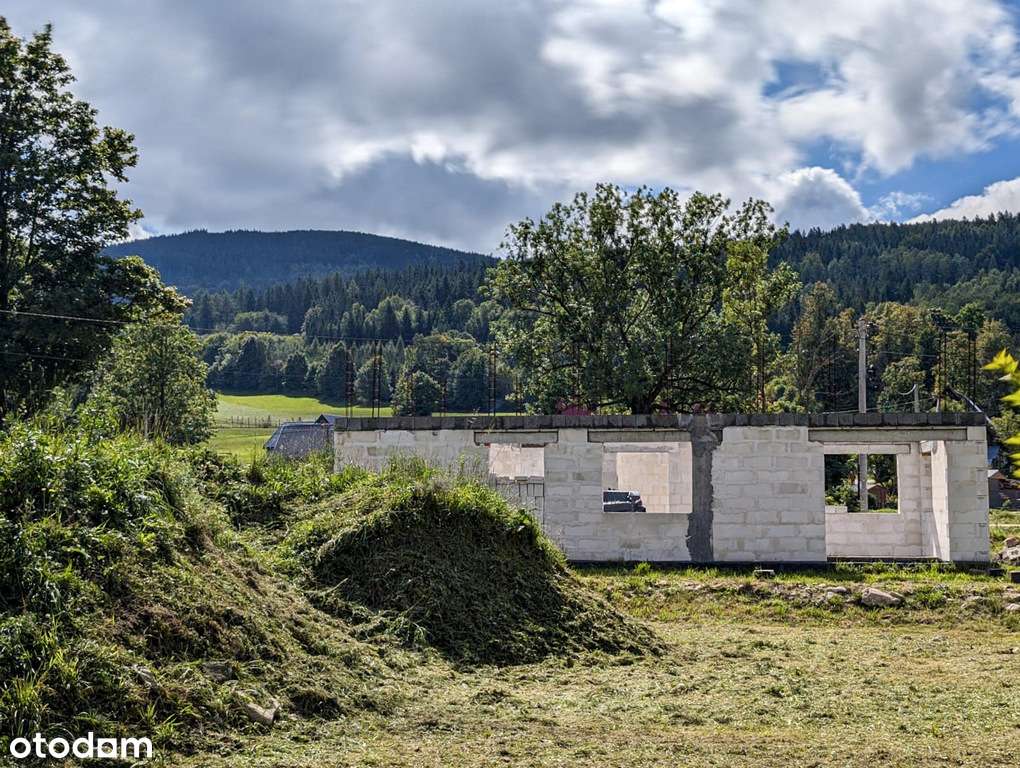 Rozpoczęta budowa Stary Gierałtów-9