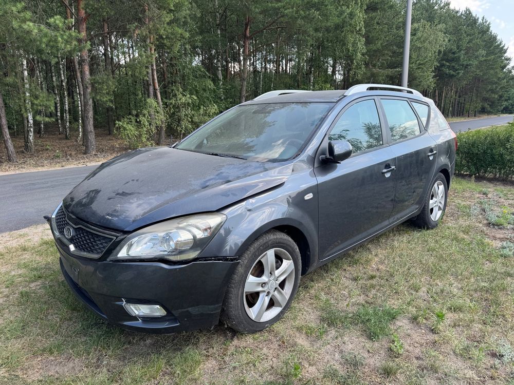 Kia Ceed I (2006-2012) 1.6 CRDi 90 Spirit 2012