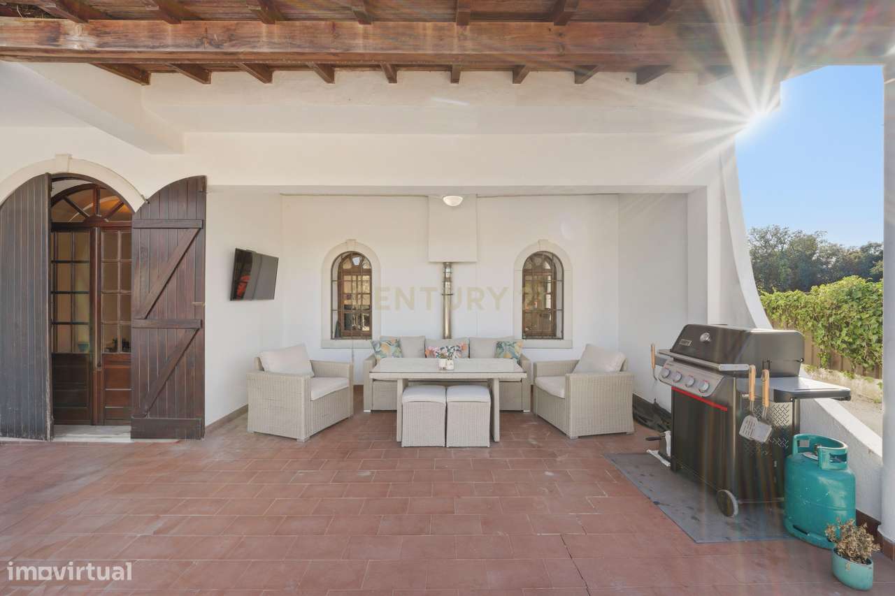 Quinta de Charme em Palmela – Renovada, Espaçosa e Pronta a Viver-38