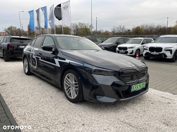 BMW i5 M60 xDrive - 3