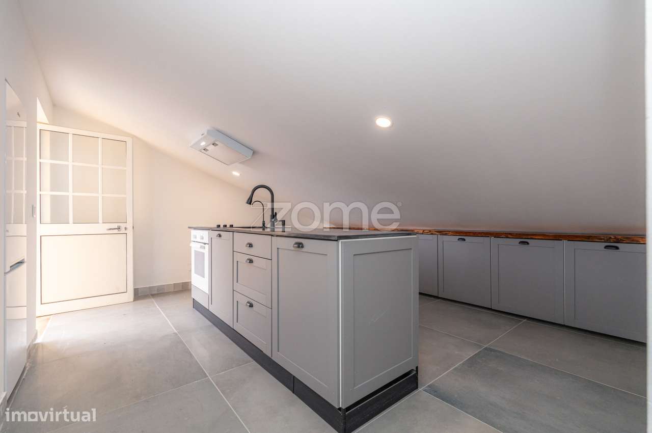 T2 totalmente renovado com terraço e acesso a terreno | Chãs (Semid... - Grande imagem: 5/21