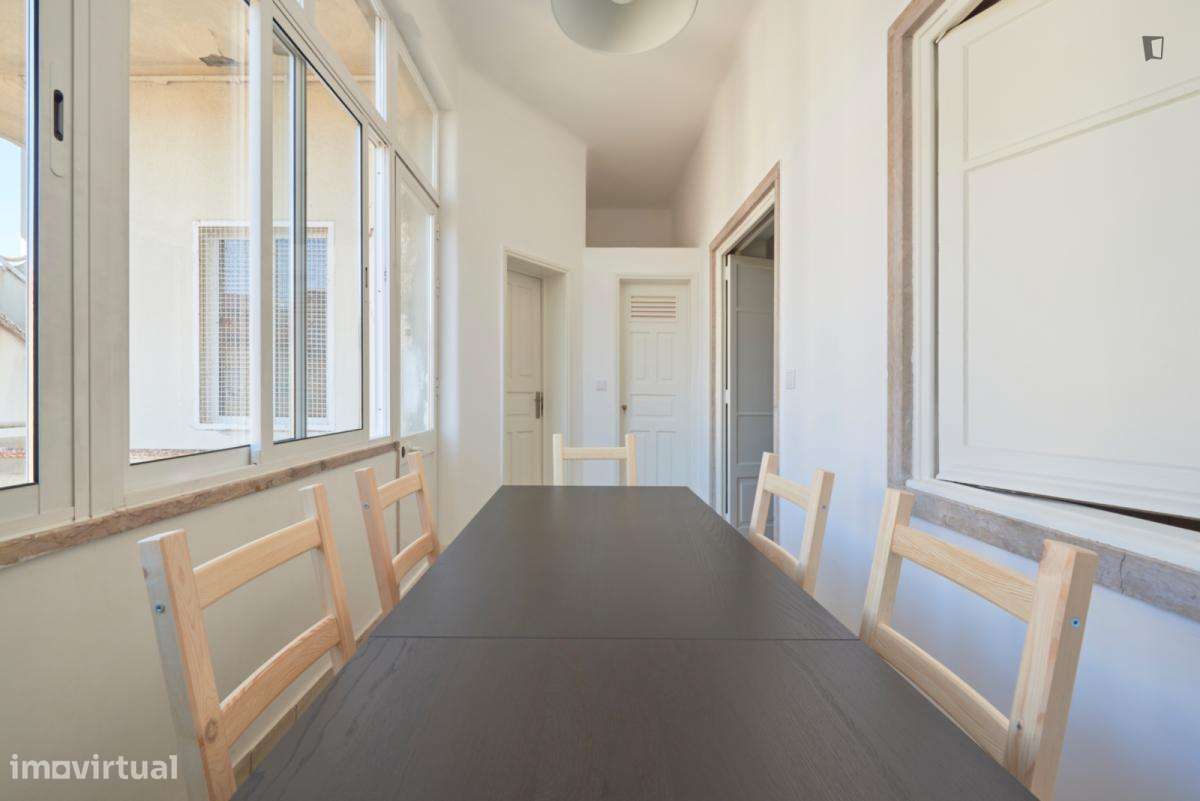 Quarto - localizado em Alameda Lisbon - Grande imagem: 4/10