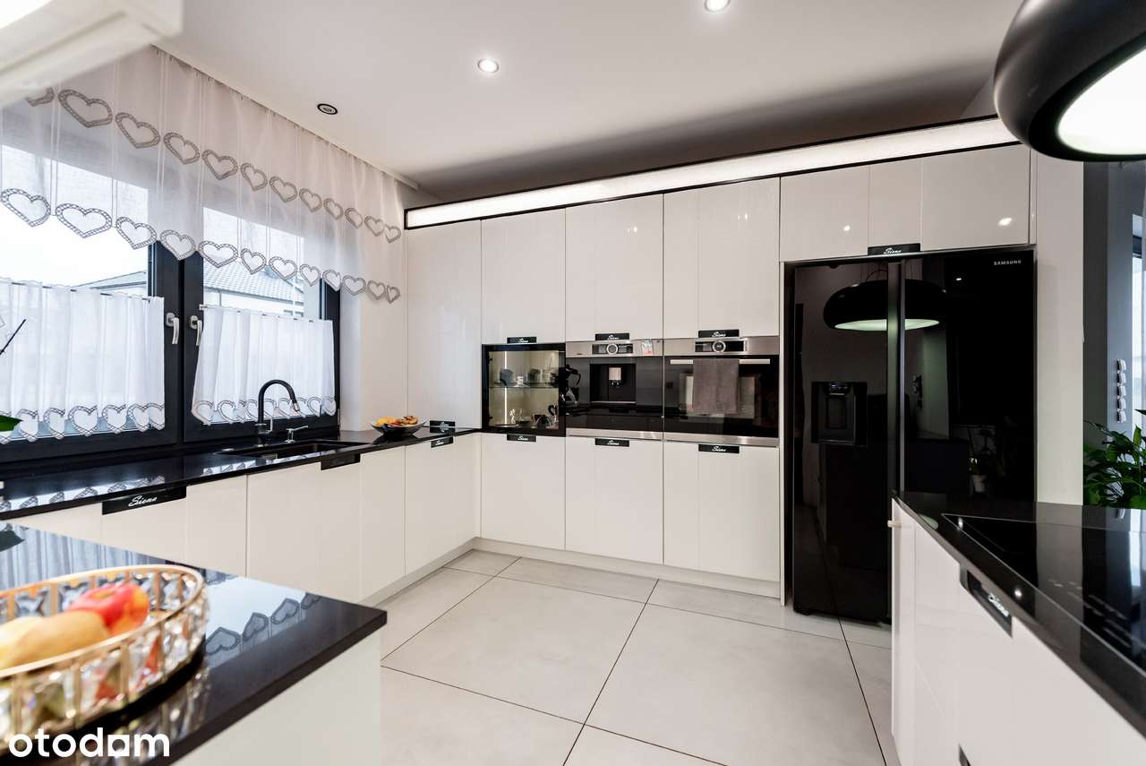 Komfortowy/6 pokoi/garaż/wiata/ładnie urządzony/wysoki standard-4