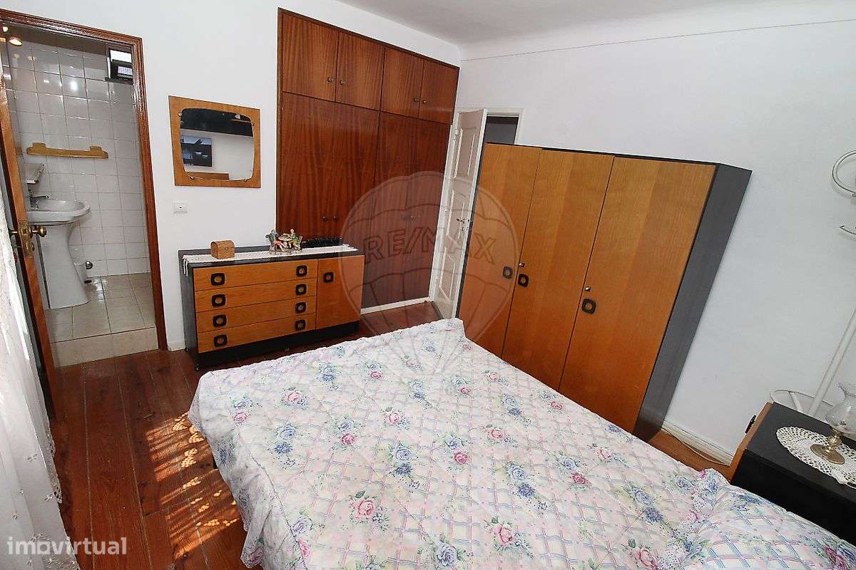 Moradia T4 para venda-18