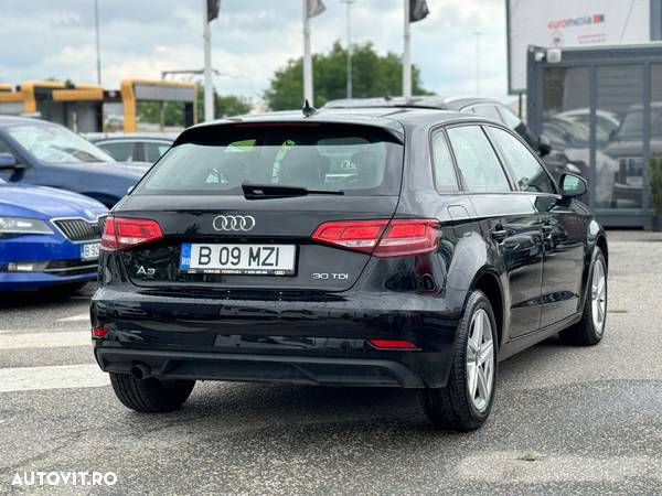 Audi A3 Sportback 1.6 TDI S tronic - 6