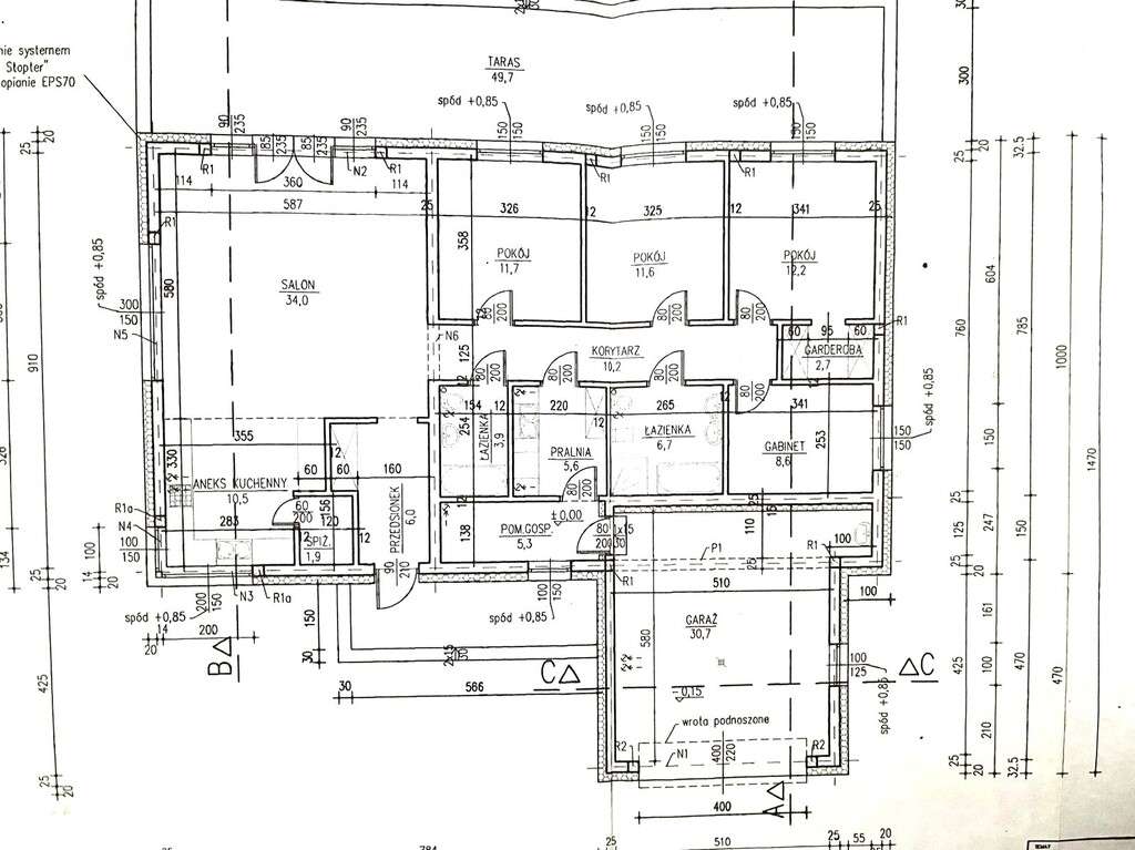 Parterowy dom koło Dobronia-15