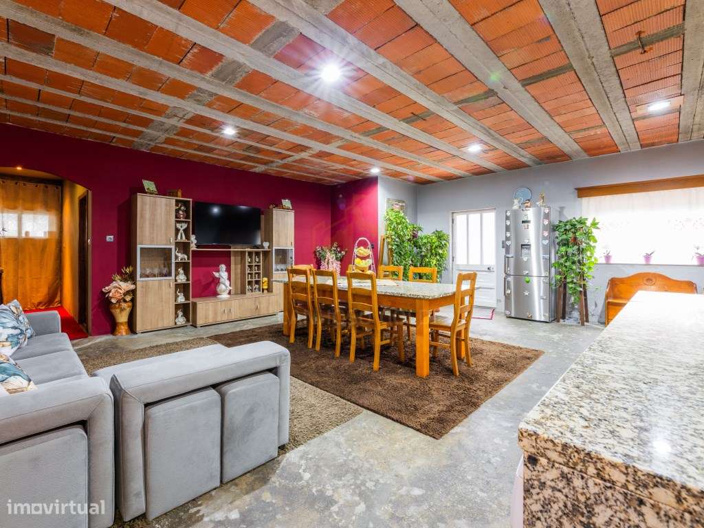 Excelente Moradia T3 em Lanhoso - Póvoa de Lanhoso-24
