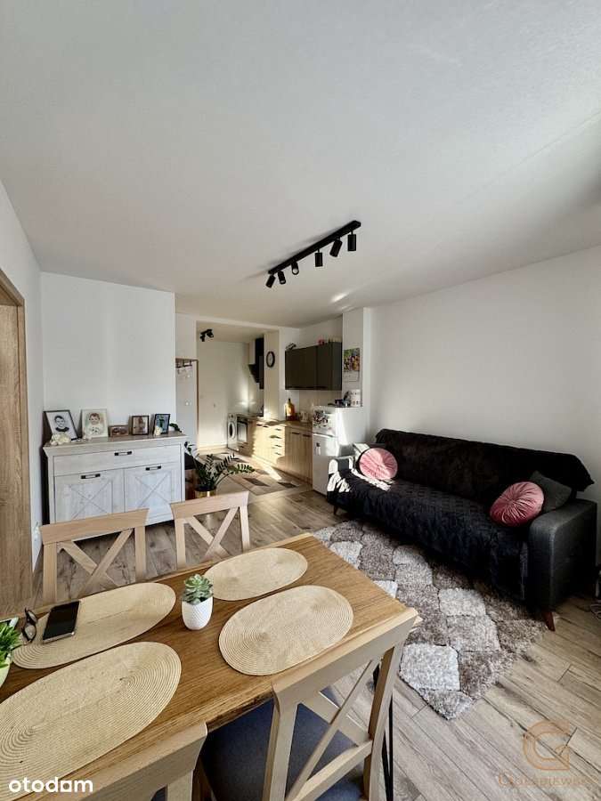 2 - pokojowe mieszkanie w Unisławiu !-0