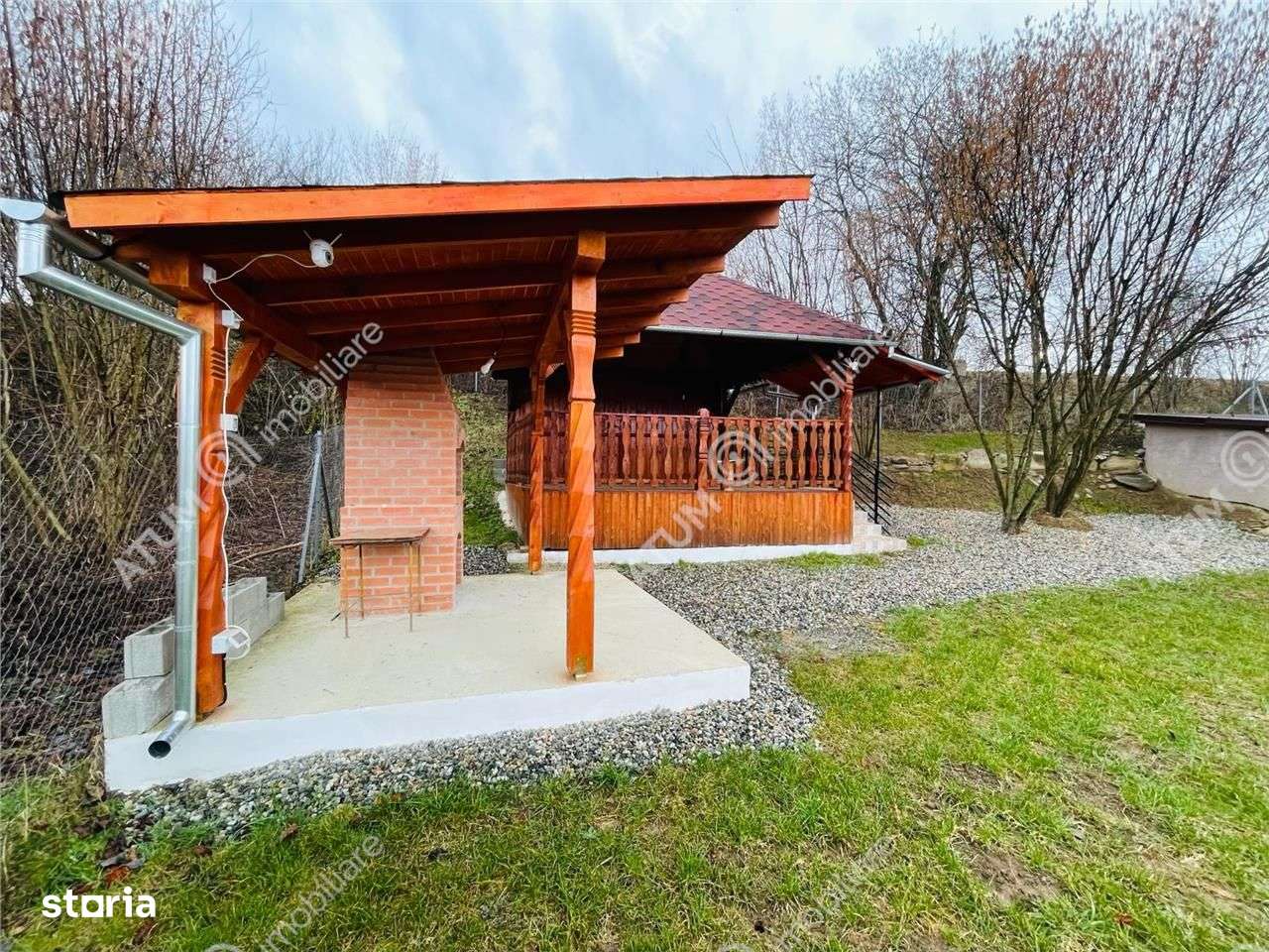 De vanzare casa de vacanta in Arpasu de Sus langa Pastravaria Albota - Imagine principală: 4/20