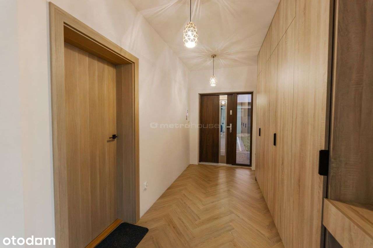 Dom, 163 m², Izbica-8