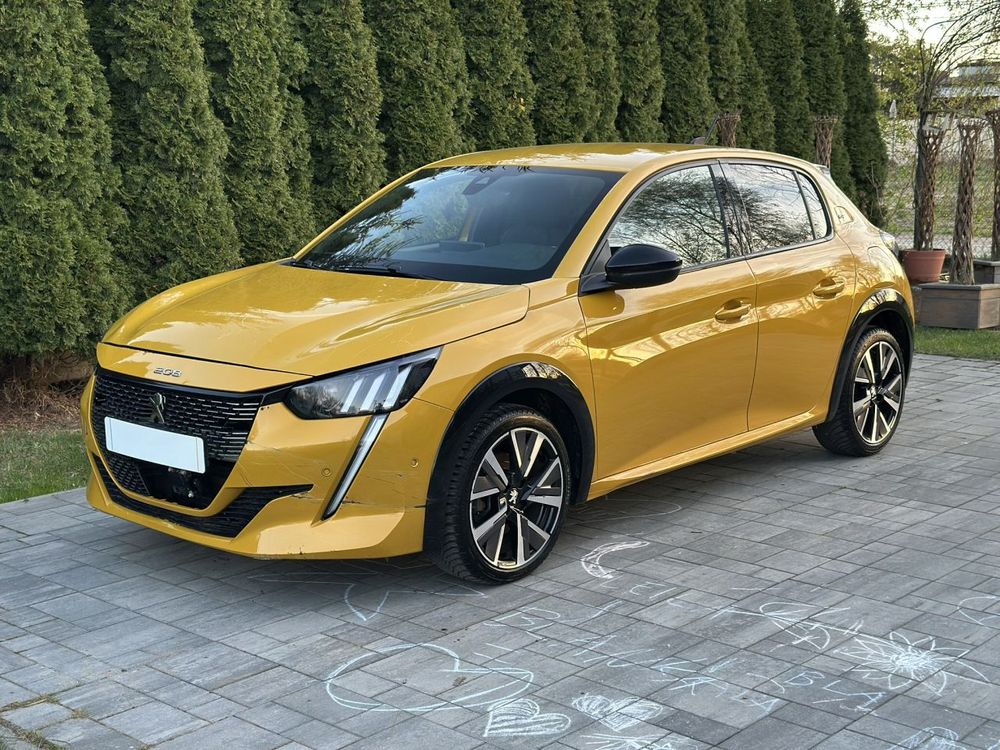 Peugeot 208 II PureTech 100 GT 2022