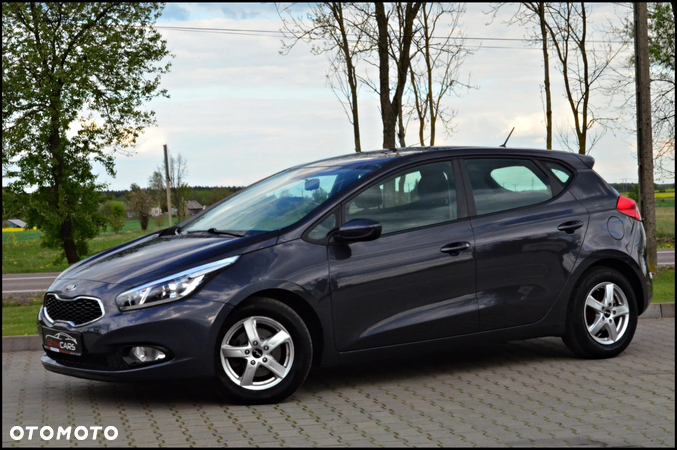 Kia Ceed 1.4 CVVT Spirit - 17