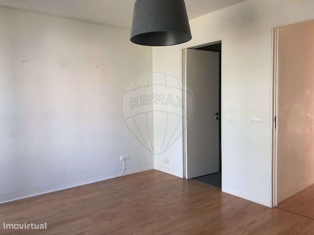 Apartamento T2 para arrendamento - Grande imagem: 4/13