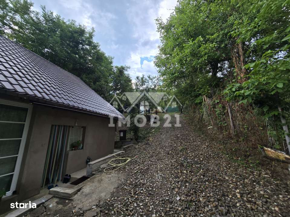 Vanzare Casa cu 3 camere si teren de 4000 mp in Soimari-Prahova-5
