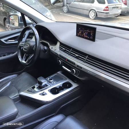 Audi Q7 3.0 TDi quattro Tiptronic 7L - 14