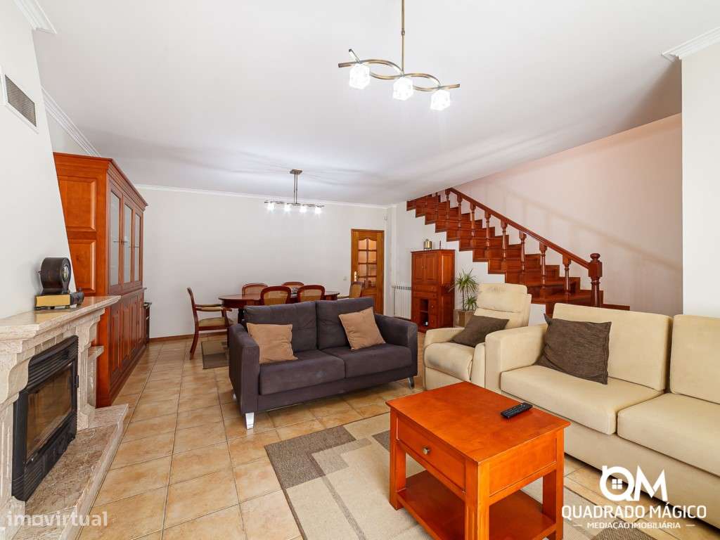 Fantástica Moradia T3 com Jardim, Churrasqueira e Garagem para 2 Ca...-5