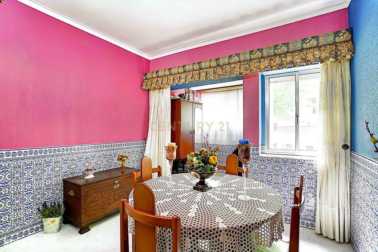 Apartamento T3 convertido em T2 em Linda-A-Velha - excelente localizaç-6
