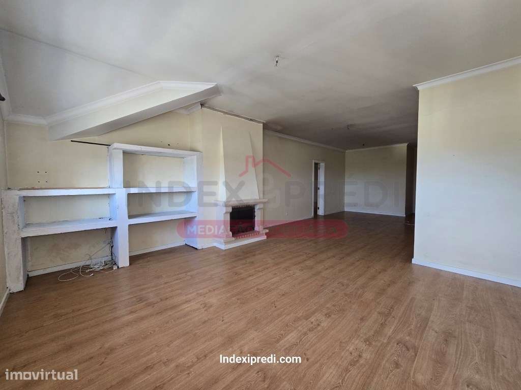 Apartamento T1 + 1- Aradas-8