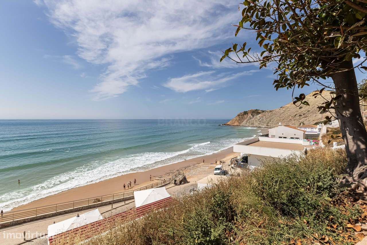 Casa geminada com caráter e vista para o mar em Burgau, Budens-29