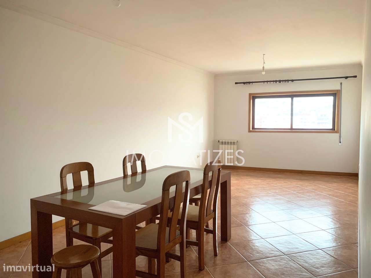 Apartamento T2 com lugar de garagem para arrendamento — Felgueiras - Grande imagem: 3/22