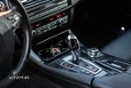 BMW Seria 5 525d xDrive Touring - 12