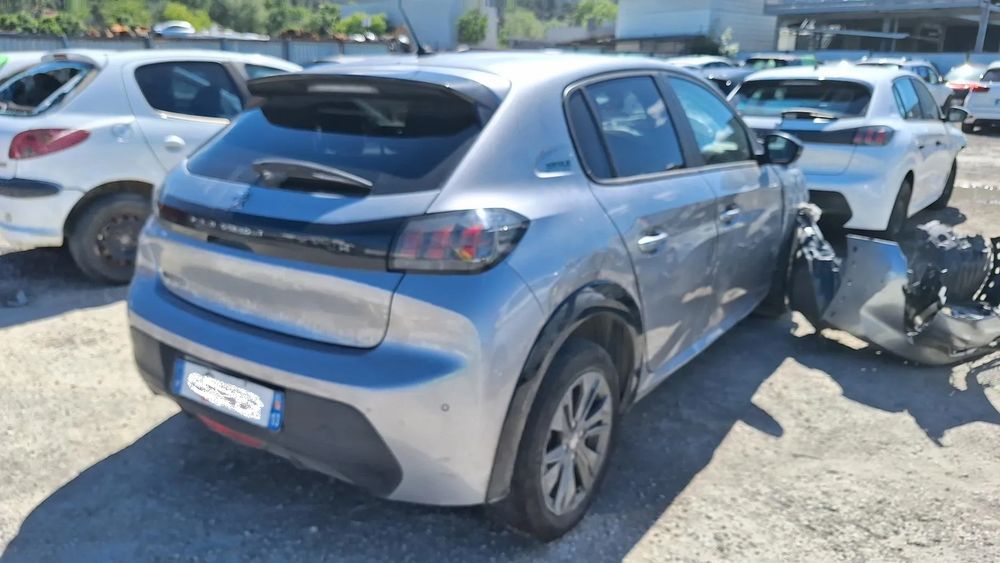 Peugeot 208 II (2019-) Elektromotor 136 Allure 2023